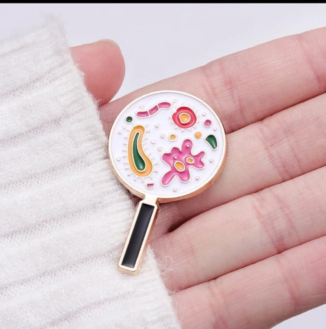 Microbial brooch